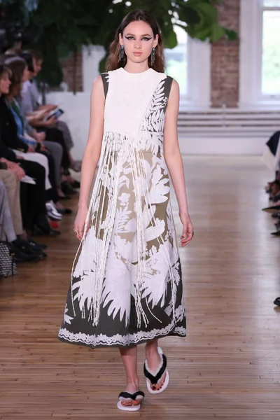 Look 40
